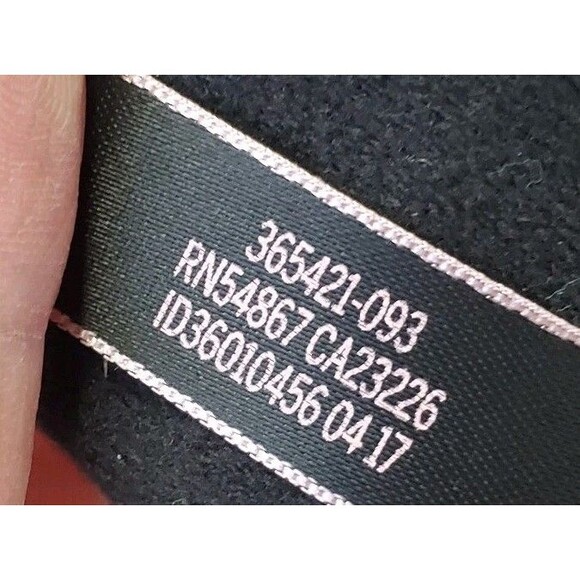 Victoria Secrets Bra 36C - Picture 10 of 13